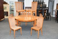 Mobilier de salle à manger comprenant une suite de douze cha…