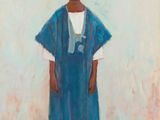 une peinture à l'huile représentant une femme en robe bleue debout devant un mur