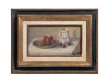 tableau représentant une assiette de fraises et un pichet posés sur une table