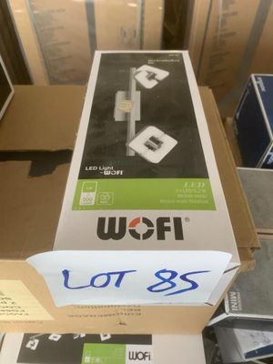 4 appliques / luminaires LED WOFI.