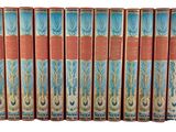 six livres d'affilée avec des couvertures bleues et orange