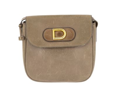 a brown purse with a gold d on the front