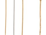 plusieurs types de broches et d'épingles sur fond blanc