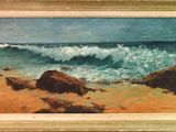 une peinture à l'huile représentant une scène de plage avec des rochers et des vagues