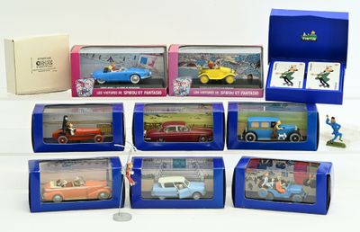 Ensemble regroupant divers produits sur le monde de Tintin et de Spiro