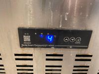 Tour réfrigéré inox deux portes avec petite saladette intégr… (photo 3)