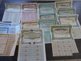 de nombreux types de certificats différents sur la table