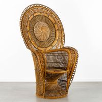 Une grande « chaise Emmanuelle » ou « chaise Peacock » en ro… (photo 4)