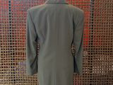 the back view of a suit on a mannequin mannequin mannequin mannequin mannequin mannequin mannequin mannequin