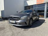 Mercedes CLA Shooting Star devant un immeuble