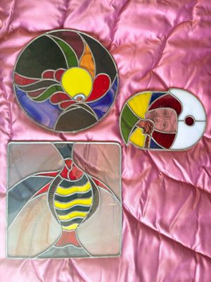 Lot de 3 vitraux en verre et plomb. - Photo 1