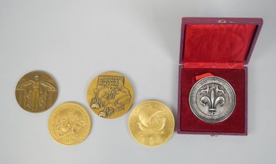 MÉDAILLES. Ensemble de 5 Médailles. Bronze & Bronze argenté.