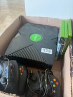Un XBOX - en l'état, non testée.
