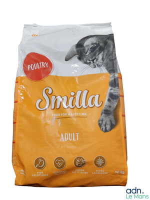 a bag of cat food that is sitting on a table
