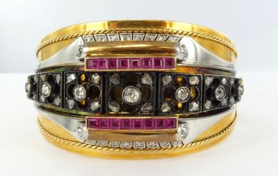 bracelets rigides bicolores or et argent, ornés de pierres roses et noires