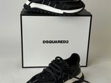 dsquared2 sneakers in black and white