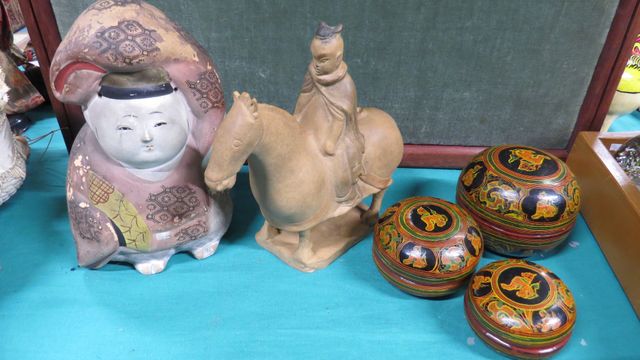 Cavalier mongol en terre, statue asiatique en plâtre, trois petit...