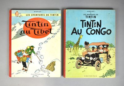 deux livres posés sur une table