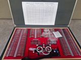 une mallette contenant tout un tas d'outils