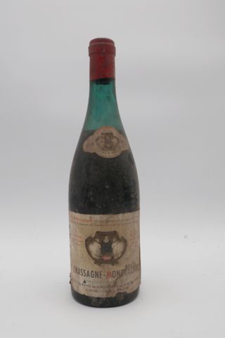 1 bouteille de Chassagne Montrachet 1938, (haute épaule), réserve...