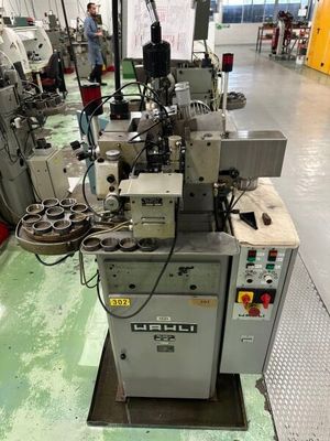 une image d'une machine dans une usine
