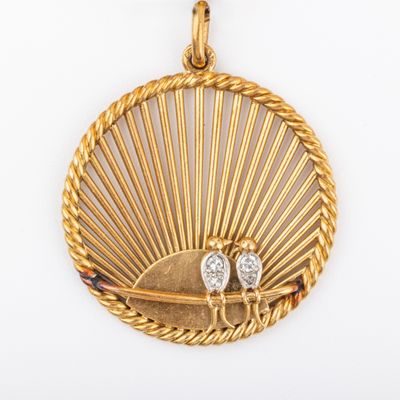 VAN CLEEF & ARPELS. Pendentif or ajouré 18K figurant deux oi… - Photo 1