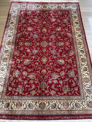 Tapis Iran sans médaillon centrale fond rouge 300 X 200