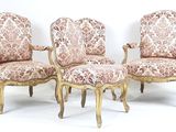 trois chaises avec rembourrage floral rembourrage rembourrage rembourrage rembourrage rembourrage rembourrage rembourrage