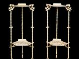 paire de tables d'appoint françaises du XIXe siècle en fer et marbre