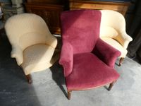 Paire de fauteuils confortables dits "crapauds" garniture de…