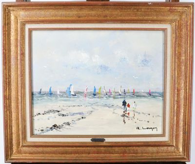 une peinture à l'huile représentant des personnes sur la plage, avec des voiliers en arrière-plan