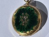 fermoir plaqué or, avec velours vert et pierres en cristal
