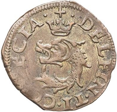 a silver coin with a crown on top of it