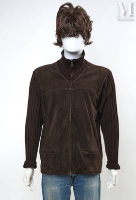 veste en daim marron pour homme sur mannequin mannequin mannequin mannequin mannequin mannequin mannequin mannequin mannequin mann