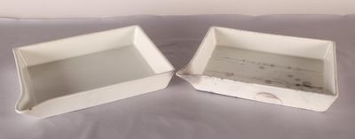 [ DIVERS ] Deux bacs de développement Photo en faïence marqu… - Photo 1