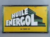 panneau jaune et blanc annonçant l'hôtel Enercol, en français