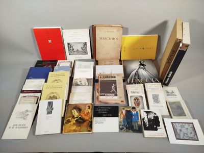 beaucoup de livres sur la table ensemble sur la table