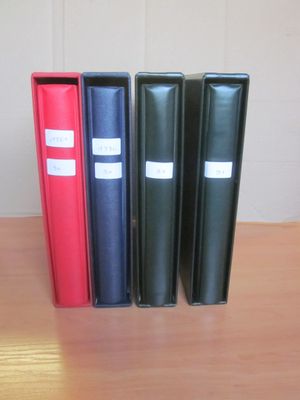 Un carton avec 4 albums SAFE avec étui (bon état) TP de Fran… - Photo 1