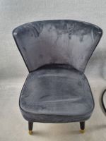 2 petites tables rondes en métal et plateau en stratifié cou… (photo 3)