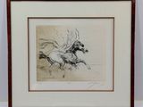 un dessin en noir et blanc représentant un cheval galopant au gré du vent
