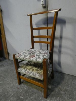 Chaise Prie Dieu paillée en merisier - XIXe - H. 87 cm