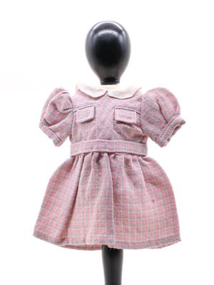 robe à carreaux roses avec col et poignets blancs