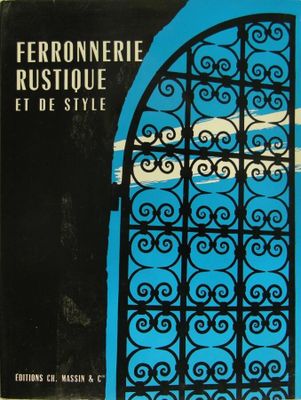 une image représentant un livre à la couverture bleue et une image en noir et blanc d'une fenêtre