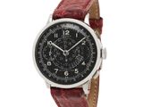 un gros plan d'une montre sur fond blanc, avec un bracelet rouge