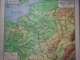 une vieille carte de la France indiquant l'emplacement de Paris et de la région environnante