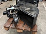 a picture of a forklift sitting on a pallet in a warehouse