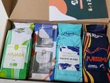 une boîte contenant un grand nombre d'objets différents