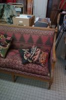 VENTE VOL : Banquette en bois naturel de style Louis XVI à r… (photo 2)