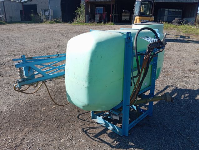 Pulvérisateur Berthoud 800L