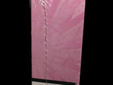 a pink box with a sticker on it that says lot de boosters